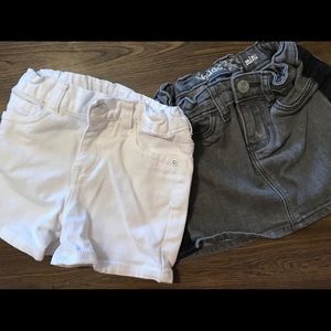 2 pcs Gap Grey Mini Skirt & White Arizona Shorts